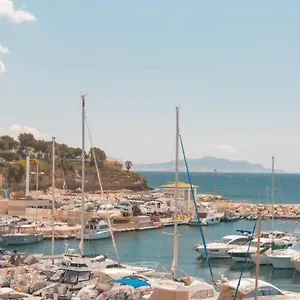 200m De La ,3mn Du Port à 50m Du Centre Appartement Carry-le-Rouet